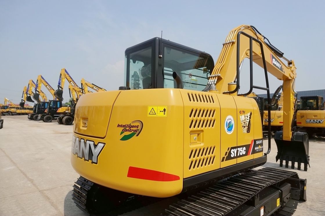 From China Second hand construction machinery, used Sany 75 excavator