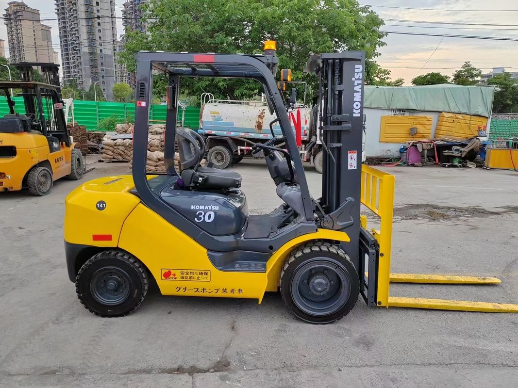 Second hand Komatsu diesel forklift from Japan