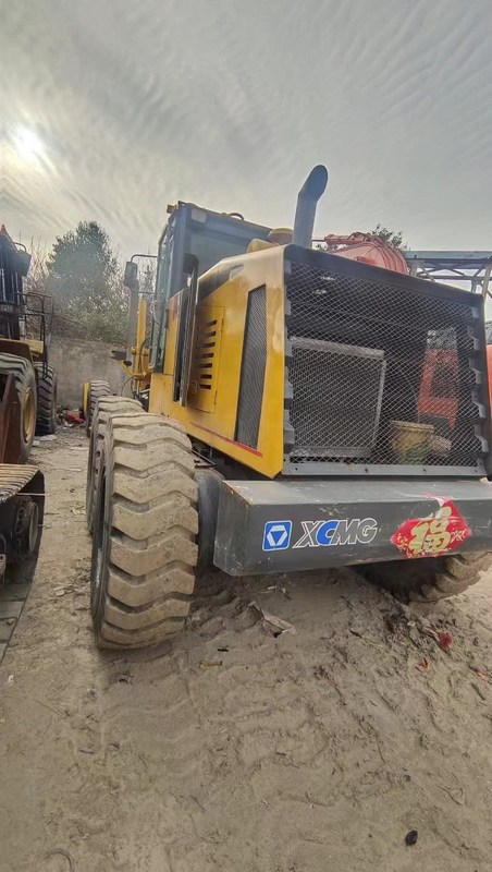 XCMG 180 Grader da China Normal Uso Boa Qualidade E Preço Acessível