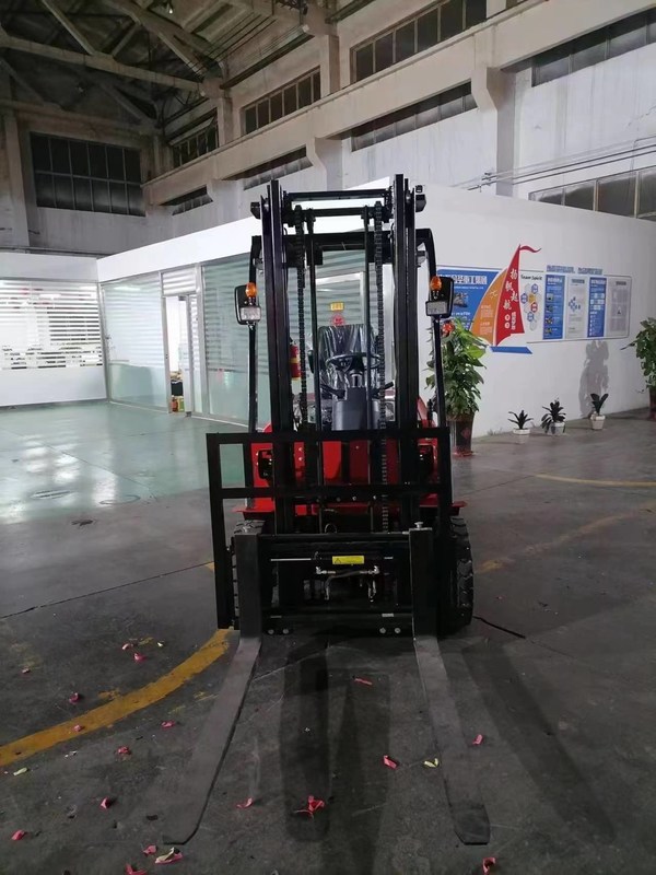 Mini-elevadores elétricos e mini-elevadores diesel