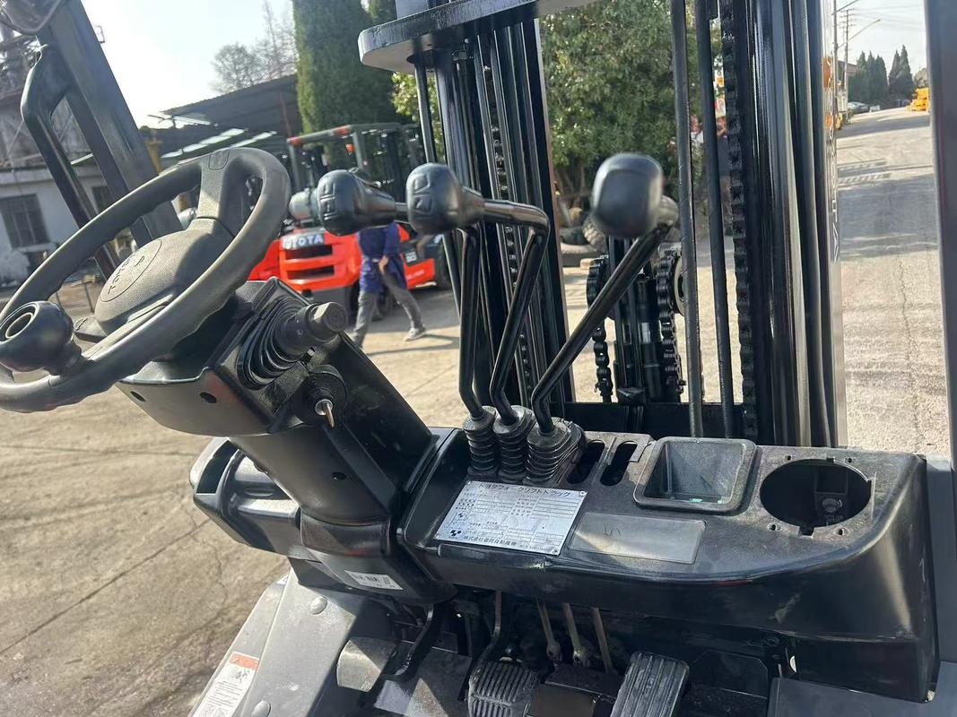 Empilhadeira Toyota usada, empilhadeira Toyota a combustível, empilhadeira Toyota a gás usada, do Japão