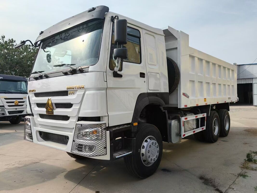 Usado 6X4 Howo Sinotruk 371 Caminhão Pesado Trator CNG LNG com Caixa de Câmbio Rápida Diesel Combustível Direção Esquerda Van Carga Tanque China