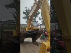 Komatsu PC200-8 Excavator Display Vídeo