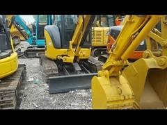 Excavadora Komatsu 35, uma miniatura