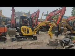 Mini-excavadora Komatsu, compacta e flexível, eficiente, fácil de operar